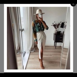 Zara Ecru Satin Twist Front Skirt